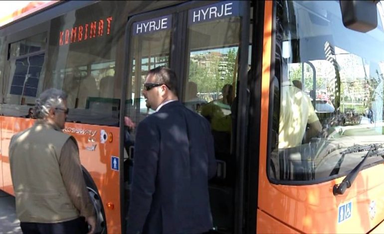 25-vjeçari përballet me ish-bashkëjetuesen në stacionin e Kombinatit, aty humb kontrollin dhe…