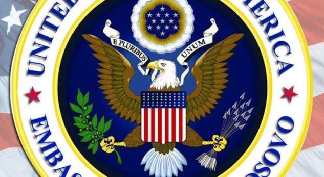 “Rrezik nga sulmet terroriste”, Ambasada Amerikane paralajmëron qytetarët e saj: Bëni kujdes!