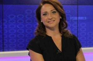 “Shpërthen” anëtarja e kryesisë së PD: Të rrojnë servilat, minjtë! Ja pse kemi mbet…