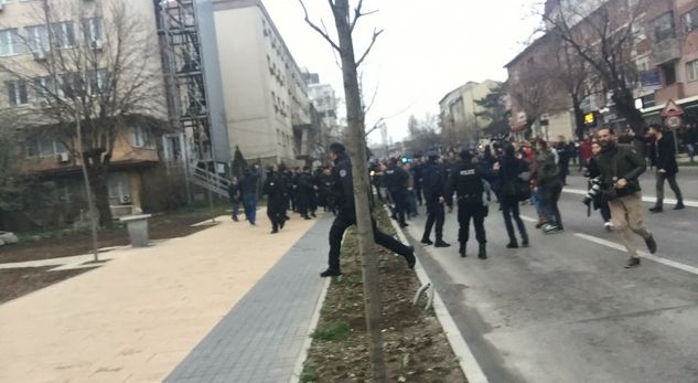 Reagon dhe Bashkimi Europian pas arrestimit të Marko Gjuriçit: Çështjet e dyanshme…