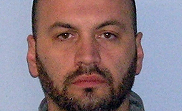 Njihuni me ish-policin shqiptar që u dënua në SHBA, si pjesë e një bande të rrezikshme që gjobiste bizneset