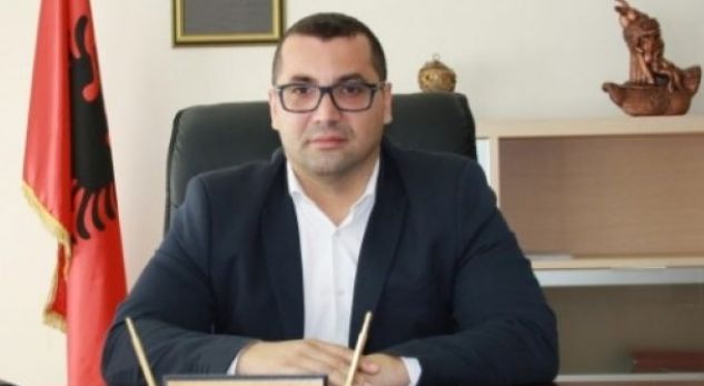 ABUZIMET ME PRONAT/ Skandali:10 vjeçari bëhet pronari i një toke bujqësore pasi…
