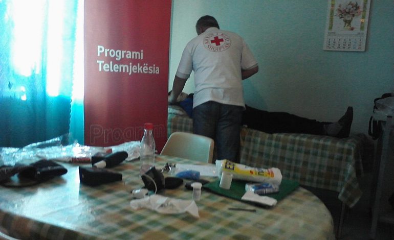VDEKJA E 13 VJEÇARES NGA FRUTHI/ Mjeku: E gjithë familja e prekur nga gjendja virale…