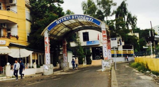 “Nuk di nga tja nis”, rrëfimi për kushtet skandaloze në Qytetin Studenti (VIDEO)