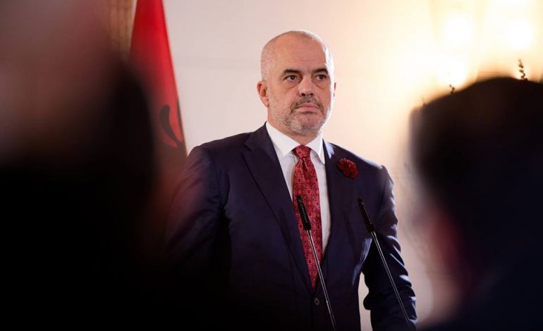 REPLIKAT/ Qytetari ankohet për taksën e “Rrugës së Kombit”, Rama: Varet kë quan ti popull