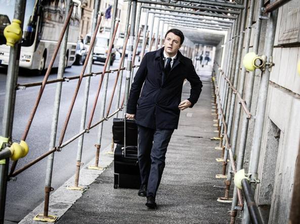 Zhgënjimi i madh nga zgjedhjet/ Renzi shtyn konferencën. Ja kur do flasë