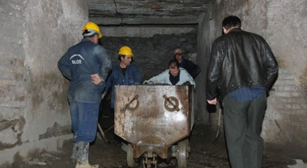Minatorët e Bulqizës i “kacafyten” sindikatave: Faji juaj që nuk miratohet “Statusi”