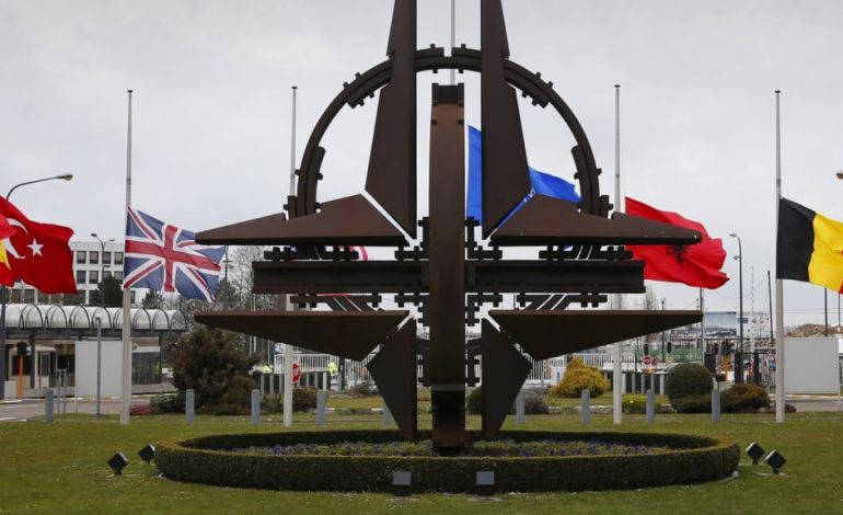 Dëbimet e rusëve/ NATO dhe Pentagoni sqarojnë për herë të parë çfarë dhe pse ndodhi reagimi i përbashkët