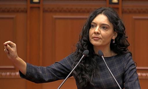 KUVEND/ Spiropali SULMON Berishën, i kujton skandalin që po hetohet në SHBA (VIDEO)