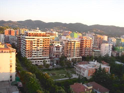 TAKSA E RE: Sa do paguhet për apartamentet në 64 qytete të vendit (FOTO)