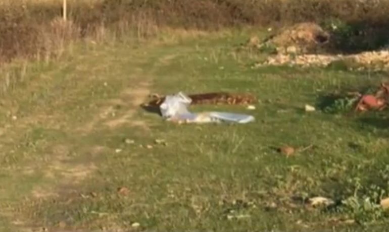 TRUPI I GROPOSUR NE FIER/ Dyshime për vrasje. Mister valixhja që iu gjet afër