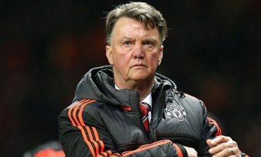 Van Gaal kritikon lojtarët “joprofesionalë” të Manchester United