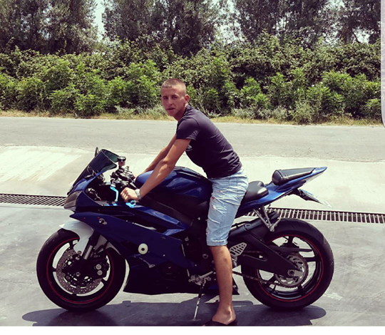 FIER, DETAJET E REJA/ Ja kush ishin dy vëllezërit GRABITËS me “Porche Cajen” të zi, që shoqëronin Xhuljanon (FOTO)