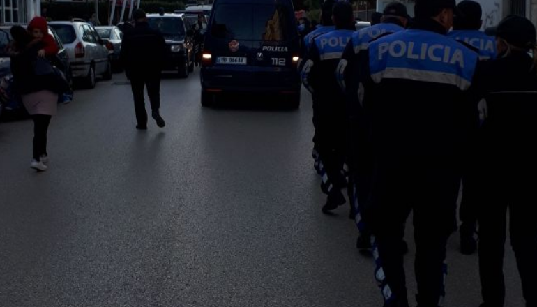 Blindohet Gjykata! Ç’do ndodhë me 23 të ndaluarit e protestës së Kalimashit (AKUZAT)