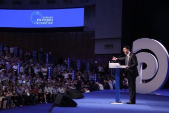 Lulzim Basha: Si kurrë më parë ky pushtet ekzekuton dëshmitarët që denoncojnë krimet
