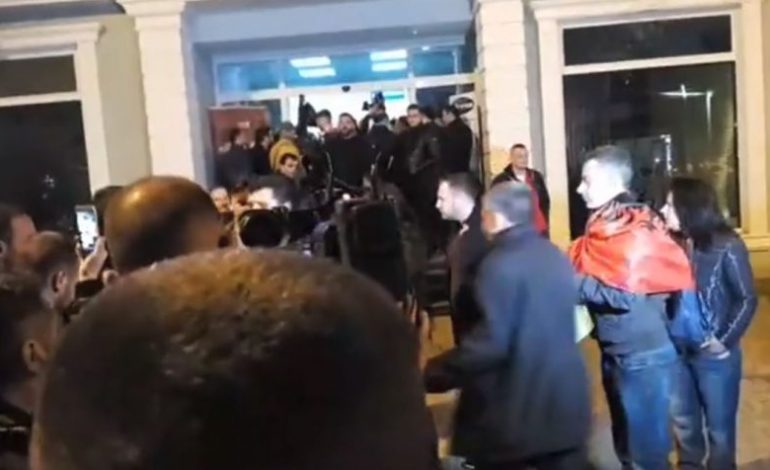 EMRAT/ Kush janë 23 të arrestuarit nga Kukësi të transferuar në Drejtorinë dhe tre Komisariatet e Policisë së Tiranës