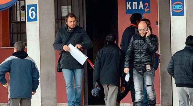 Lajmi i mirë për EMIGRANTËT SHQIPTARË në Greqi/ Leje 3 vjeçare për 300 euro duke… (DETAJET)