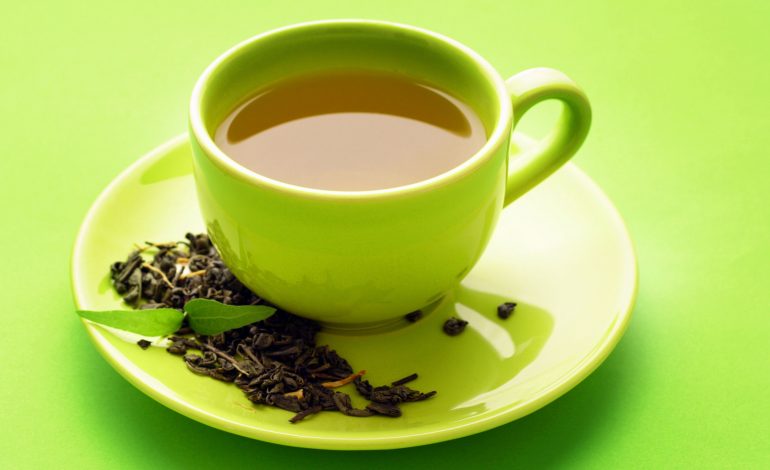 Ekstraktet e çajit të gjelbër, mund të shkaktojnë dëme në mëlçi