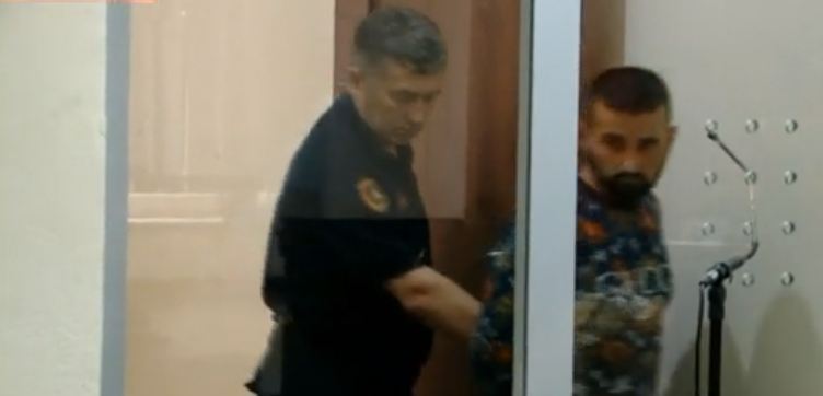 VRASJA E TREGTARIT NË KAMËZ/ Autorët braktisen nga familjarët, reagimet në sallën e gjyqit