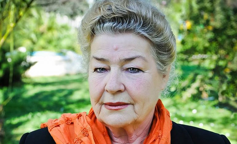 Shembja e Teatrit, flet Margarita Xhepa: Do më vinte keq, çdo kujtim i imi lidhet me atë godinë