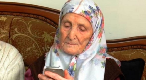 104-vjeçarja nga Kosova, i mbijetoi 4 luftërave, ka 60 pasardhës dhe s’ankohet nga asnjë sëmundje