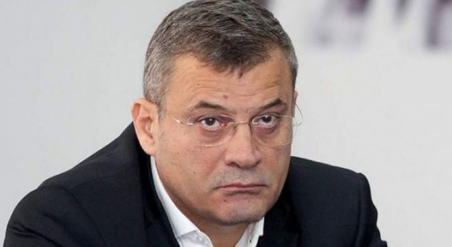VIDEO/ Imami largohet nga mbledhja e kryesisë, shpalos platformën e tij për statutin e PD