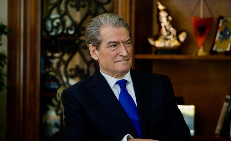 DHËNIA E MANDATIT/ Berisha: Bota nuk donte Tahirin, por dorëheqjen e Ramës