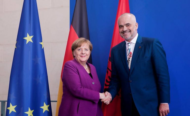 FOTOT/ Rama-Merkel: Çfarë nuk u pa nga takimi në Berlin
