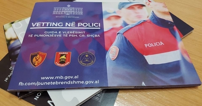 Vettingu/ Shpallen vendet vakante për Komisionin e Jashtëm të Vlerësimit dhe Sekretariatin teknik