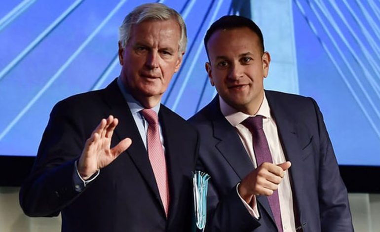 Barnier, kufiri me Irlandën e Veriut: Rrezikon paktin për “Brexit”-in