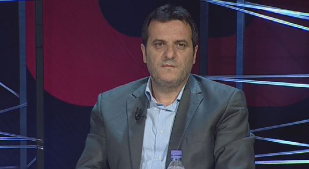 Gazetari: Do nxjerr emrat e zyrtarëve të lartë të lidhur me të kërkuarit për TRAFIK DROGE dhe…
