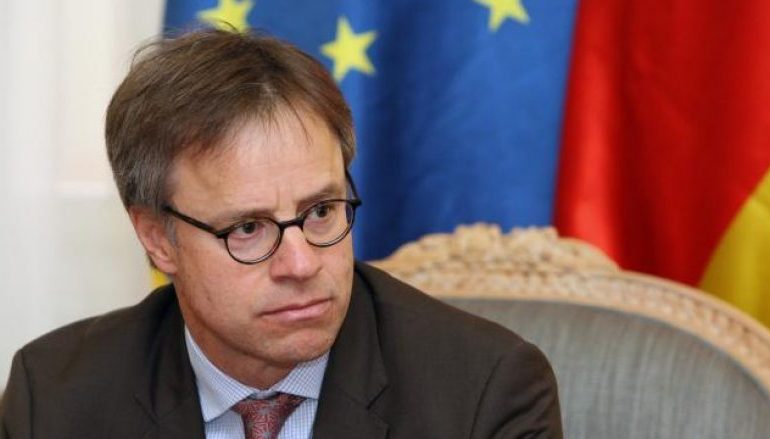 “Për Serbinë është i domosdoshëm normalizimi i marrëdhënieve me Kosovën”