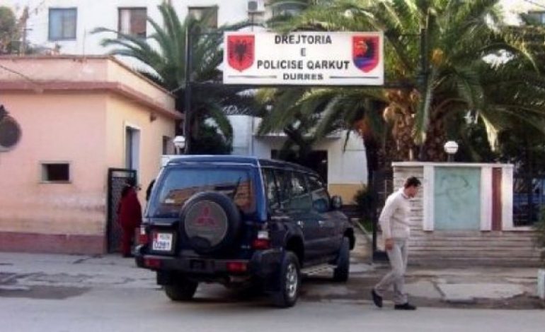 Si u kap 37 vjeçari në Durrës/ Vidhte kabinat e kompanive telefonike dhe internetit duke… (EMRI)