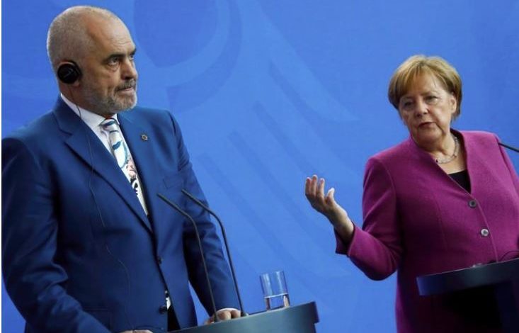 “Reuters” zbulon atë që ndodhi në takimin RAMA-MERKEL: Kancelarja…