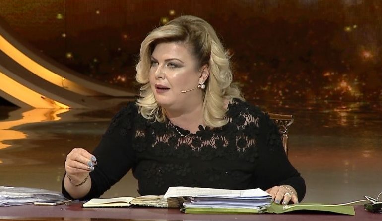 Eni Çobani preket LIVE në emision: Këtë jua thotë një vajzë që i mungon pafund babai i saj… (VIDEO)