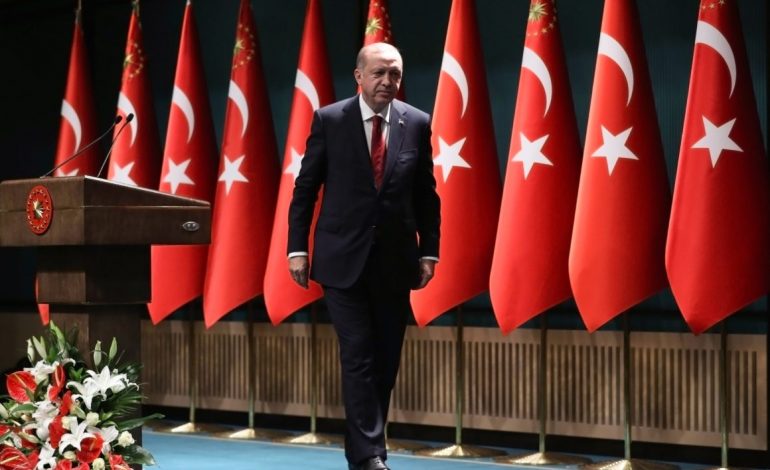 Erdogan flet hapur: Kërcënimi ndaj Turqisë vjen nga “partnerët strategjikë”