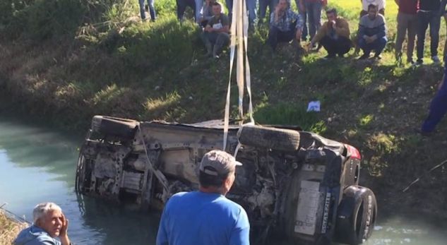 “Oh nënë moj nëne! Oh Zot! Ishin yje!” Dëshmia rrëqethëse për aksidentin me 3 viktima (VIDEO)