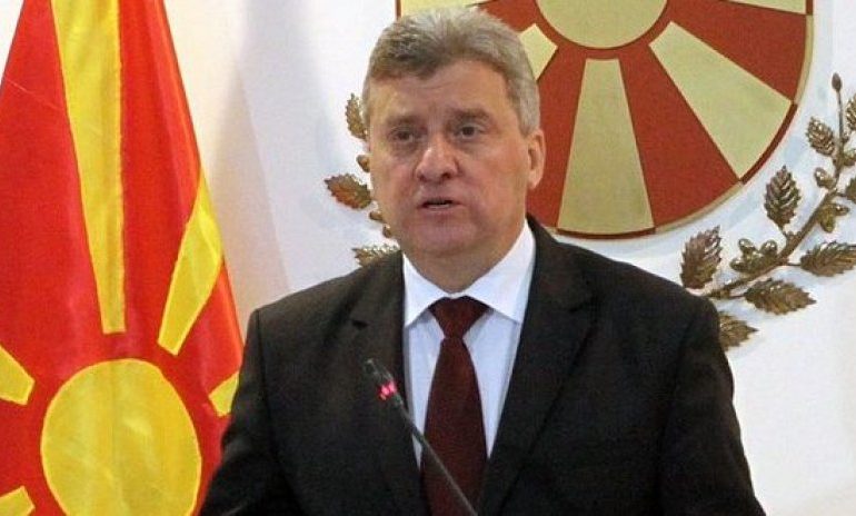 Ivanov I shkon deri në fund/ Nuk firmos ligjin për SHQIPEN, edhe pse…