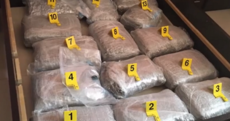Sekuestrohen 47 KG KANABIS në Kapshticë. Droga ishte fshehur në automjet të… (DETAJET)