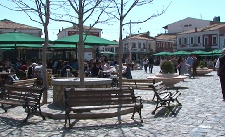 Vidhet arka e Kishës së Shën Sotirit në Korçë