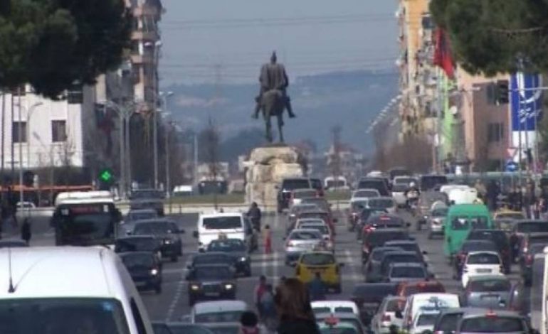 Tirana e ndotur, qytetarët: Nuk thithim ajër, por sëmundje