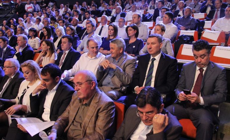 PAS KUVENDIT TË PD/ Basha i përgjigjet kritikëve: Kuvendi tregues i guximit tonë për të ndryshuar