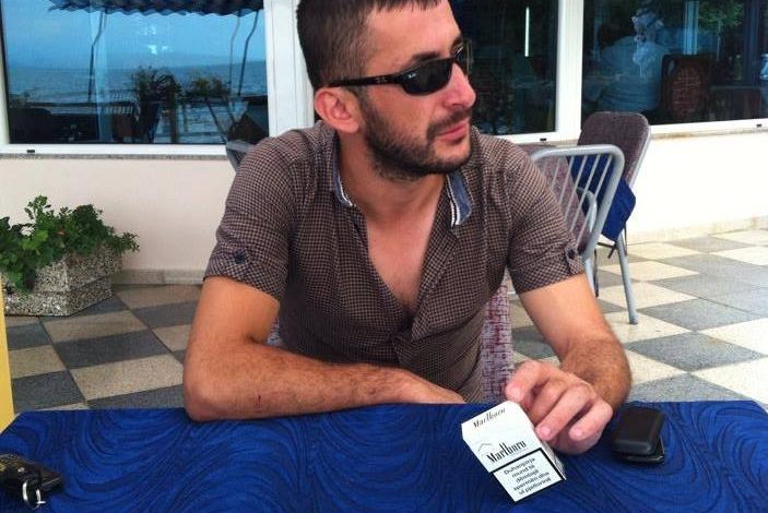 Vrau SHOKUN pas debatit në lokal/ Dëshmia e të riut nga Shkodra: S’e dua më jetën…