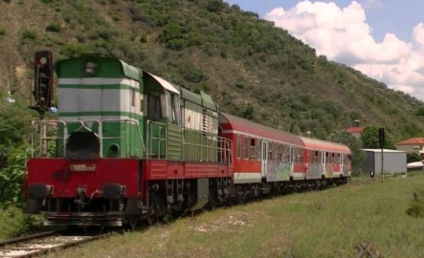 DETAJE/ Tender 90 MILIONE EURO për hekurudhën Tiranë-Durrës. Linja e re deri në aeroport