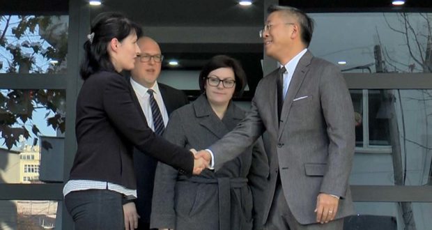 A ka mbështetje amerikane Arta Marku? Donald Lu: JO! Ajo është profesioniste dhe e kualifikuar…