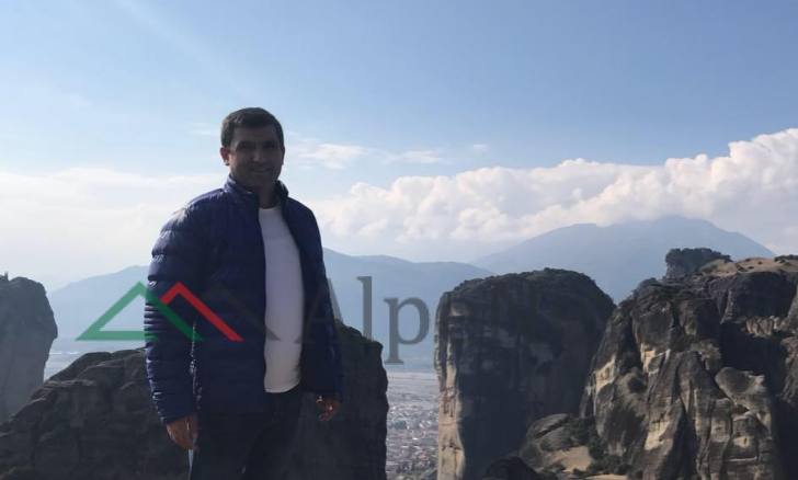 Automjeti mori FLAKË në ecje/ Kush është Avniu, mjeku që po drejtonte makinën kur… (FOTO+VIDEO)