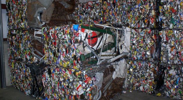 2.2 milionë ton në vit MBETJE/ Trajtohet vetëm gjysma e tyre pasi…