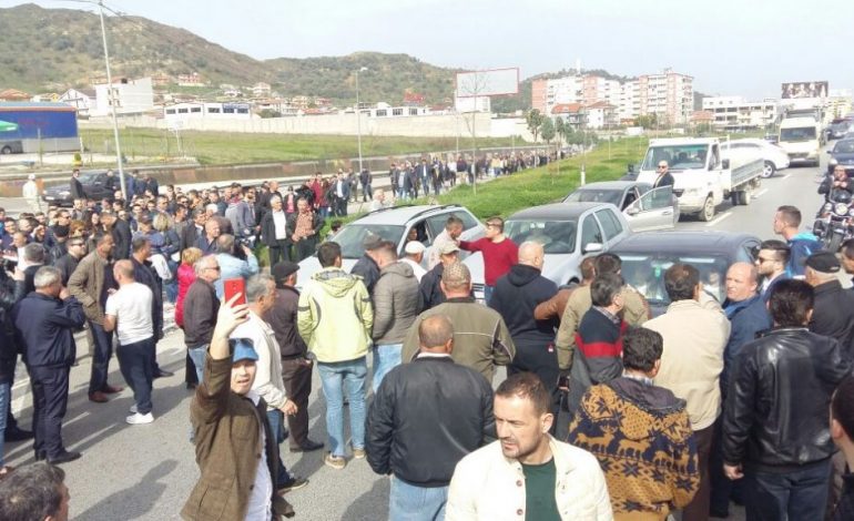 MOSBINDJA CIVILE/ Bllokimi i aksit Mamurras-Milot, procedohen 23 persona (AKUZAT)