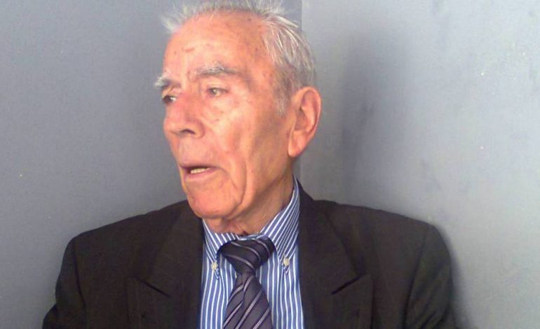 Rrahman Parllaku: Ju rrëfej pse Enveri I VRAU të shoqin Liri Belishovës dhe e internoi duke…