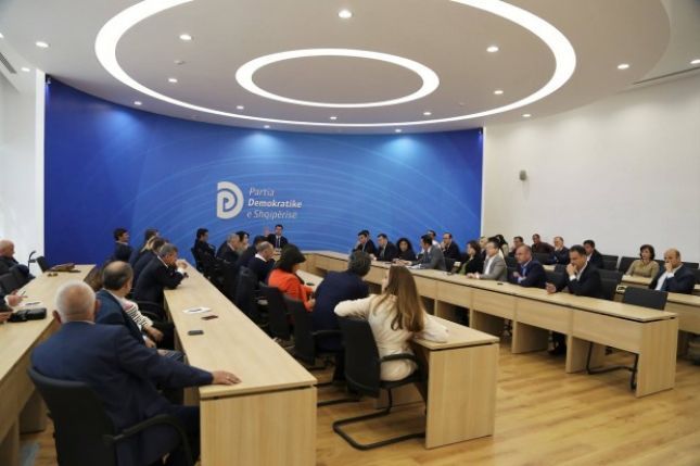 Ndryshimet në STATUTIN e PD/ Zgjedhja kandidatëve dhe penalizimi për ata që i shkaktojnë “dëme partisë”